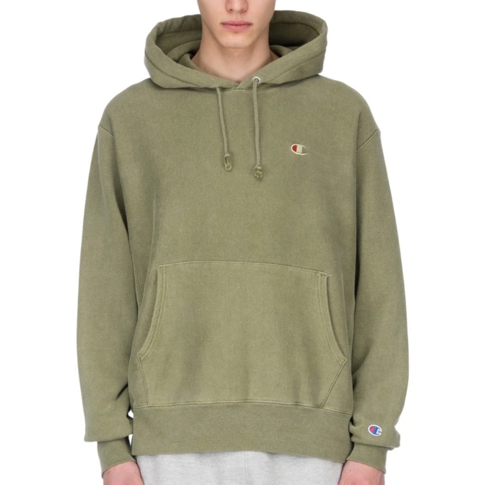 Champion hoodie in moss green